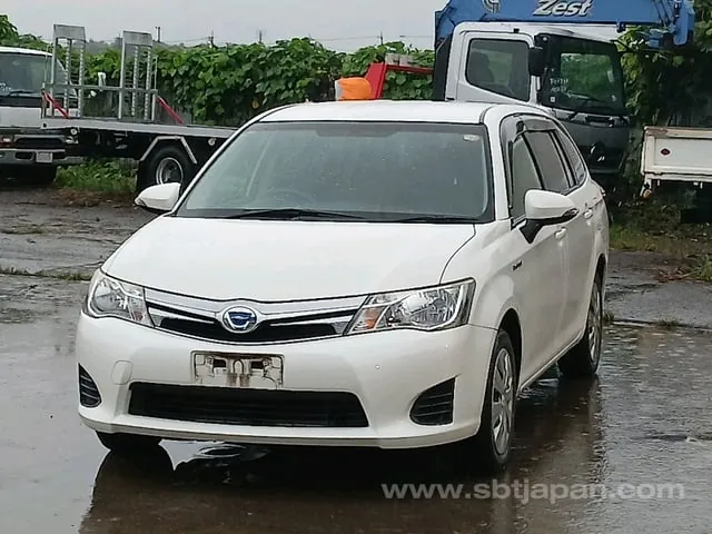 Toyota Corolla Fielder 2014 photo 3