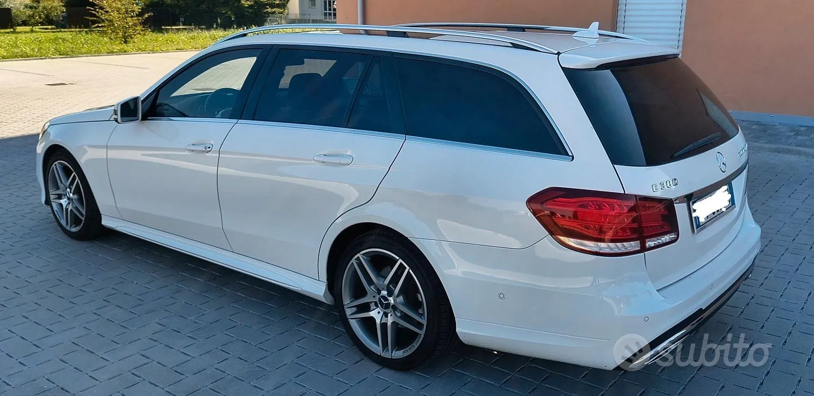 Mercedes-Benz E300 2014 photo 2