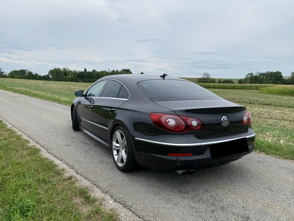 Volkswagen Passat Cc 2011 photo 3