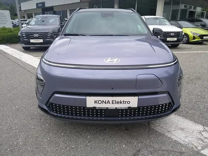 Hyundai Kona photo 3