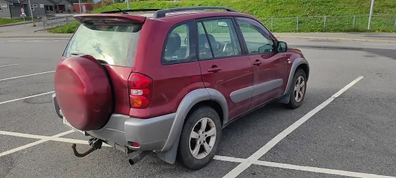 Toyota Rav4 2004 photo 2