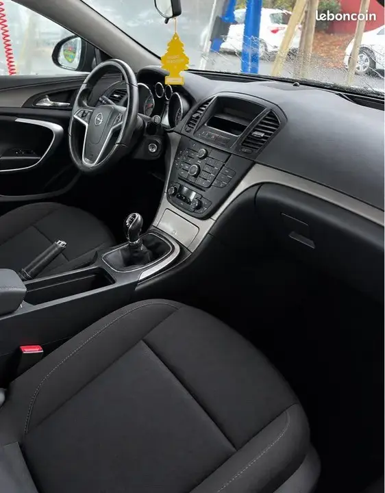 Opel Insignia 2010 photo 3