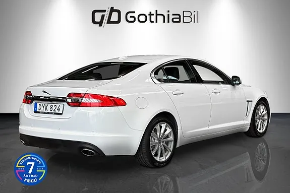 Jaguar Xf 2012 photo 5