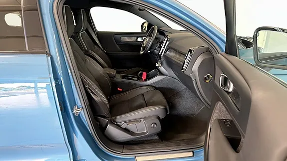 Volvo C40 2024 photo 3