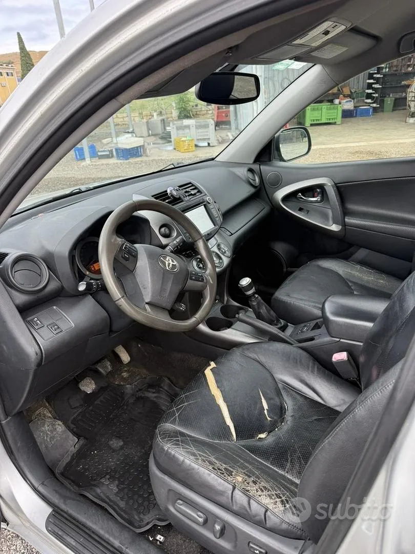 Toyota Rav4 2009 photo 5