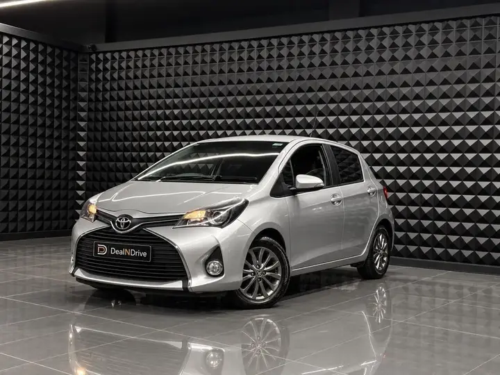 Toyota Yaris 2017 photo 4