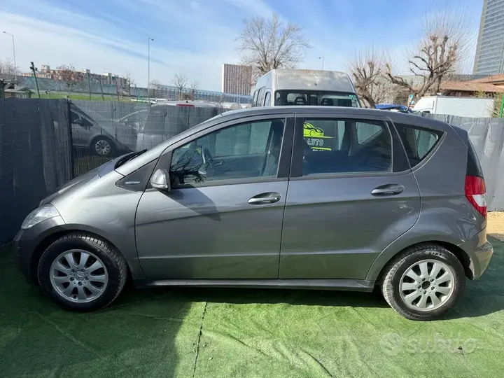 Mercedes-Benz A160 2009 photo 5