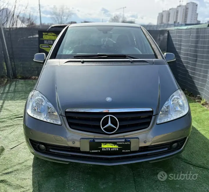 Mercedes-Benz A160 2009 photo 3