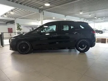 Mercedes-Benz B-Class 2025 photo 2