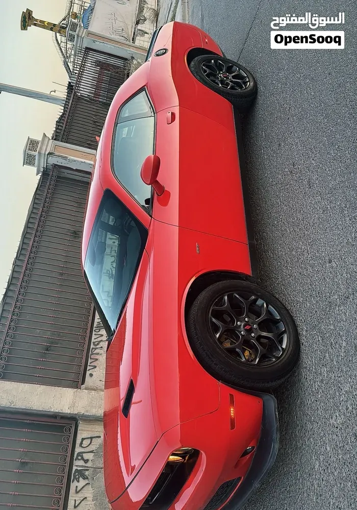 Dodge Challenger 2018 photo 2