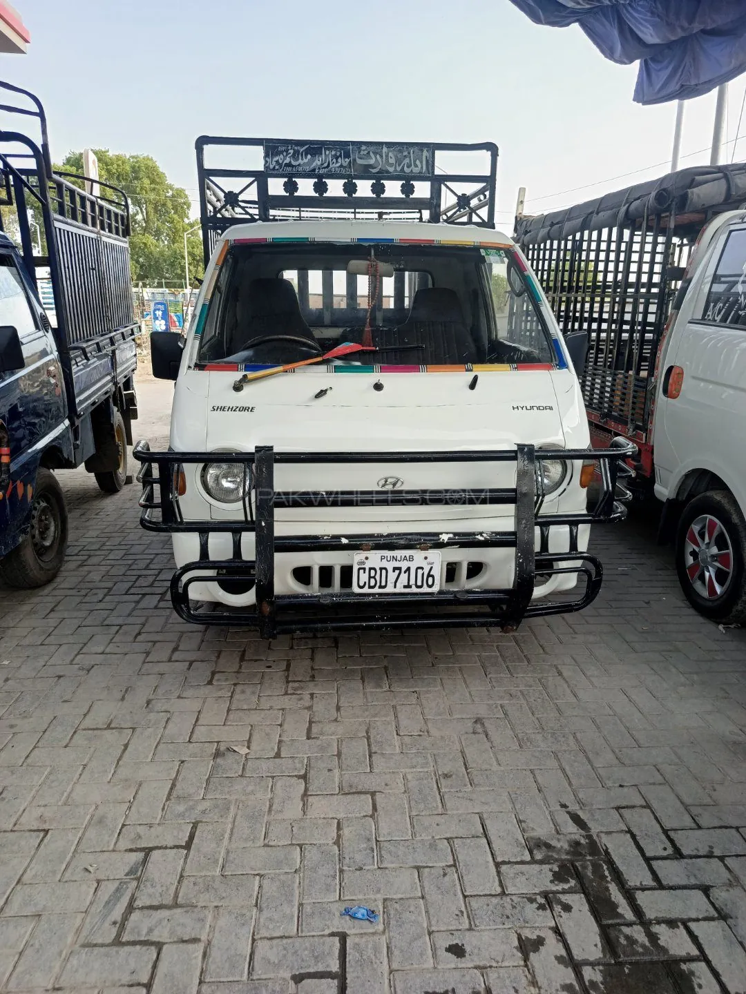 Hyundai Shehzore