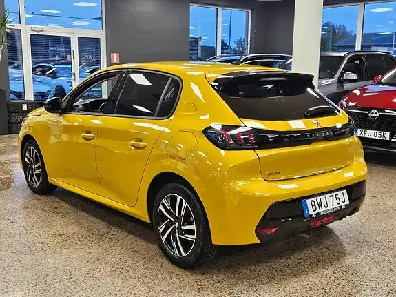 Peugeot 208 2023 photo 4