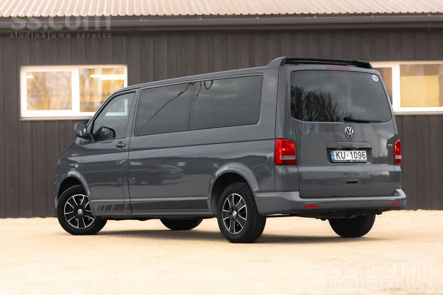 Volkswagen Caravelle 2011 photo 4