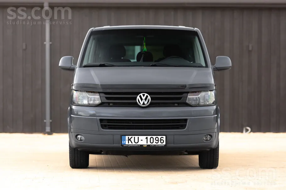 Volkswagen Caravelle 2011 photo 3