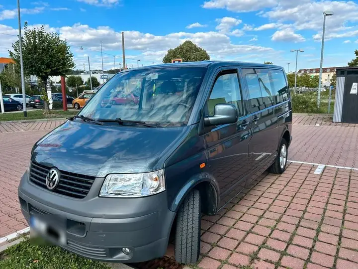 Volkswagen Bus T5