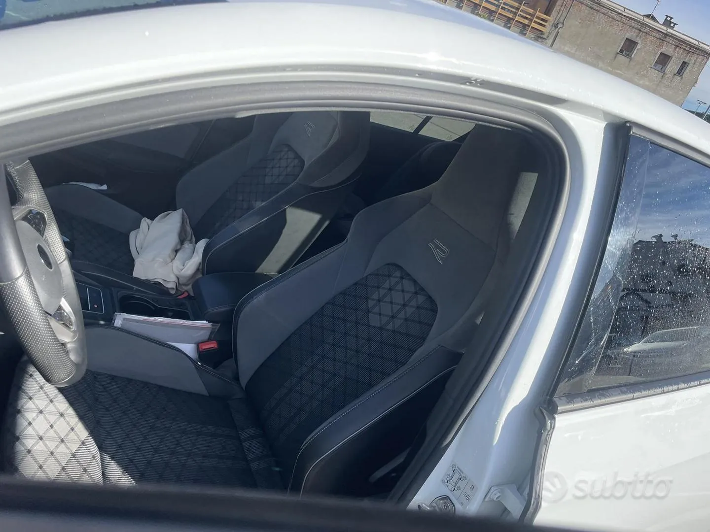 Volkswagen Golf 2022 photo 5