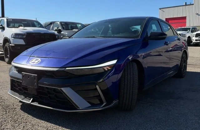 Hyundai Elantra 2025 photo 4