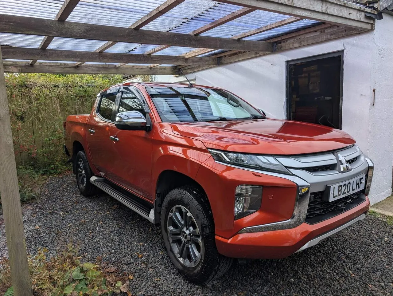 Mitsubishi L200