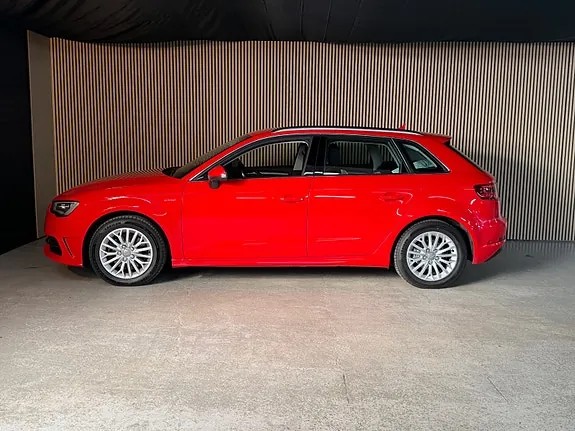 Audi A3 2016 photo 4