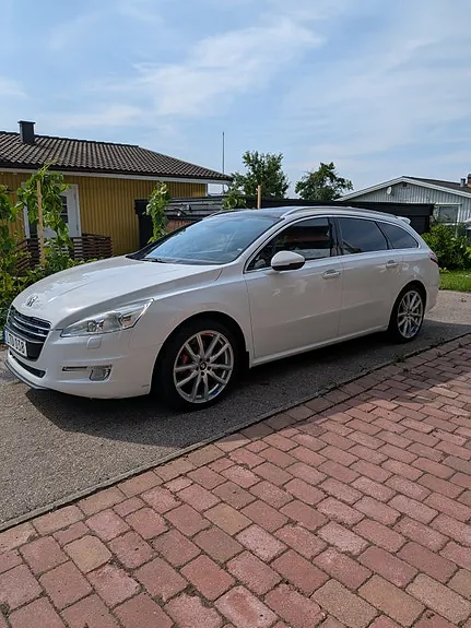 Peugeot 508 2011 photo 2