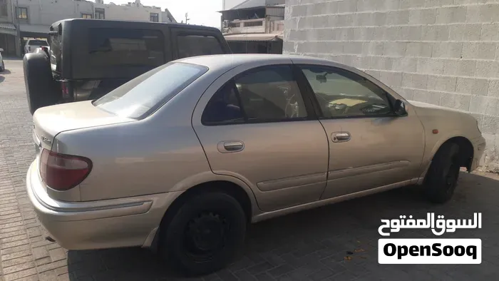 Nissan Sunny 2002 photo 2
