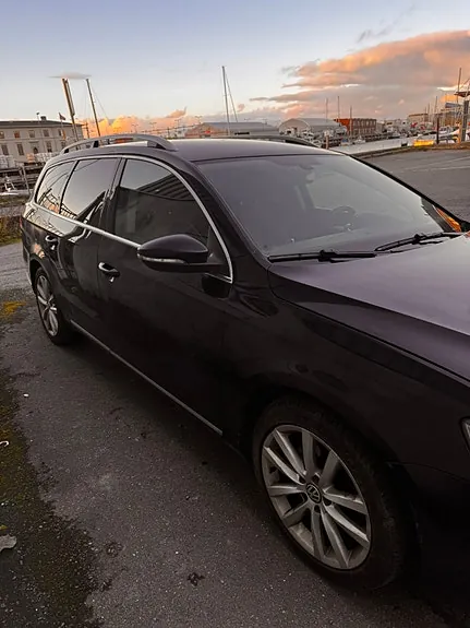 Volkswagen Passat 2011 photo 5
