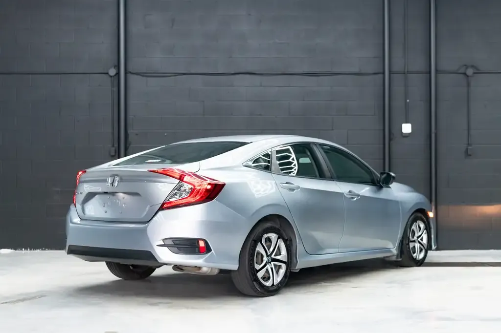 Honda Civic 2018 photo 5