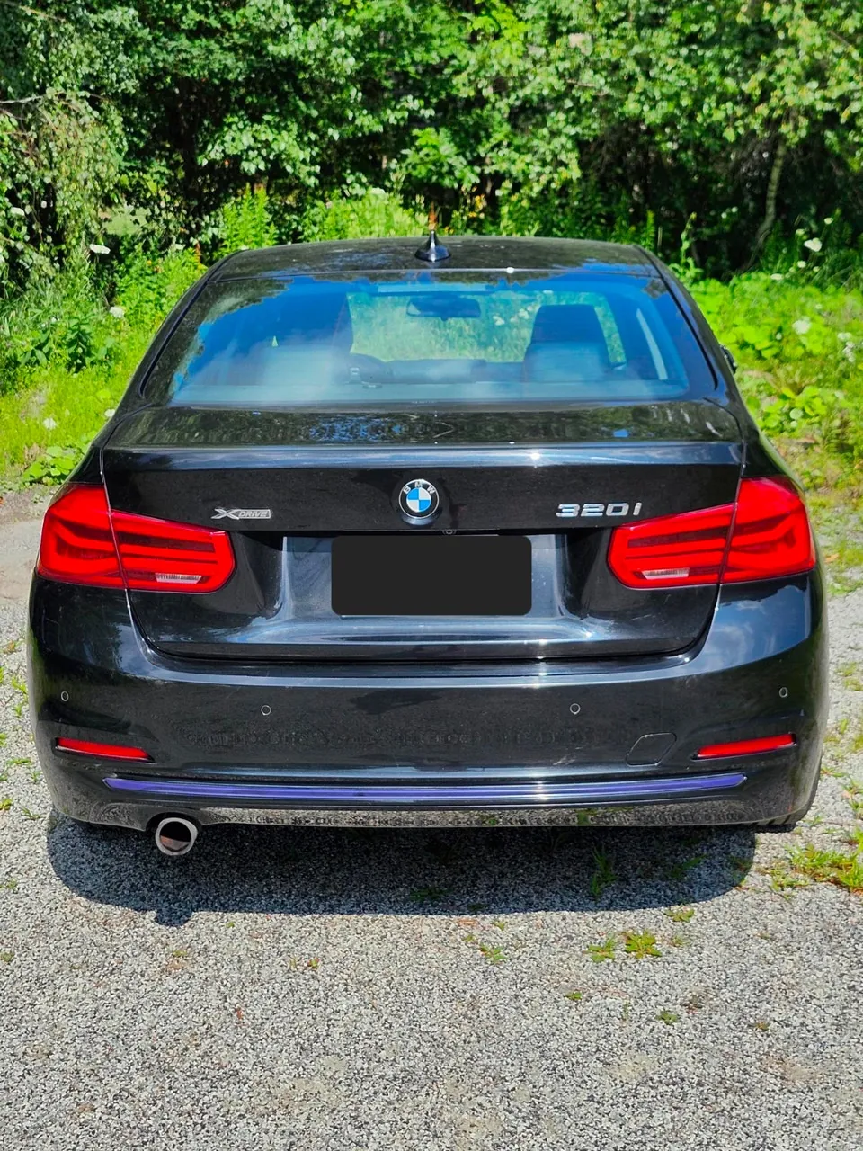 BMW 320I 2017 photo 2