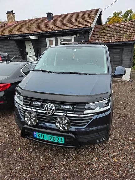 Volkswagen Transporter 2022 photo 2