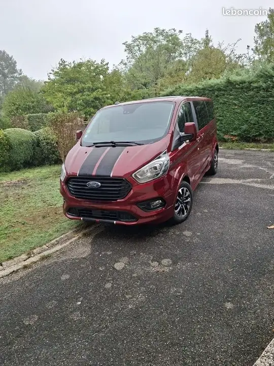 Ford Tourneo Custom