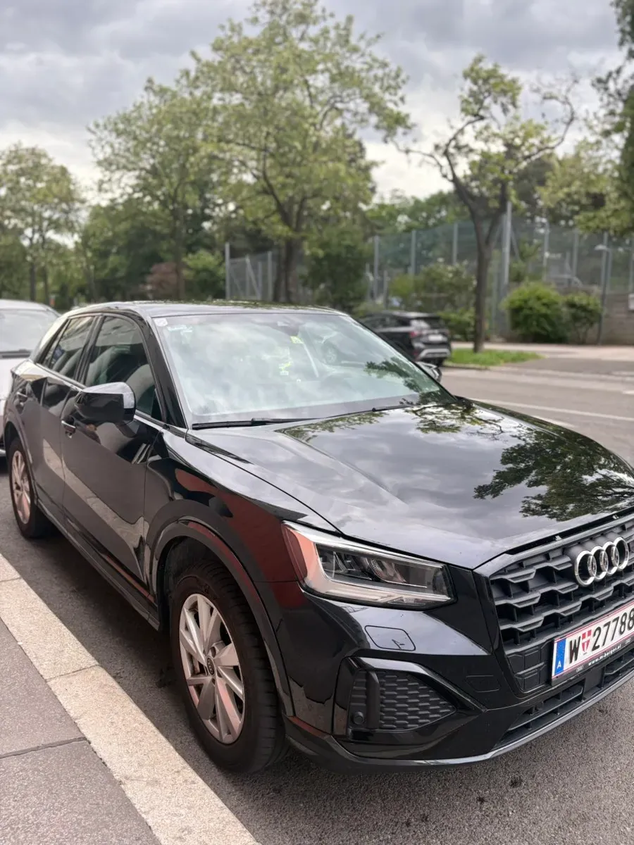 Audi Q2 2021 photo 2