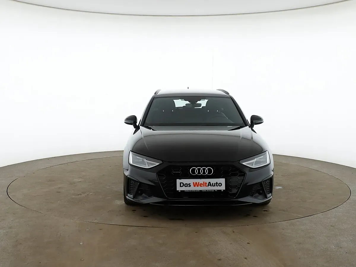 Audi A4 Avant 2023 photo 3