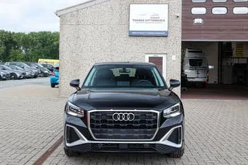 Audi Q2 2021 photo 2