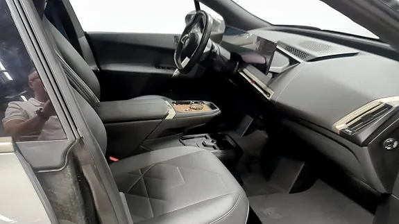 BMW Ix 2023 photo 3