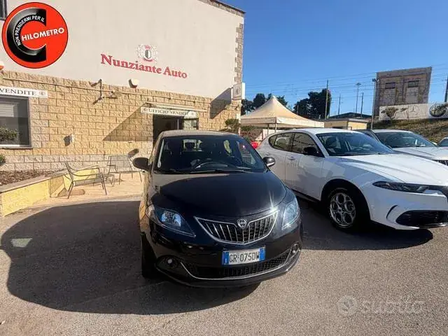 Lancia Ypsilon 2023 photo 2
