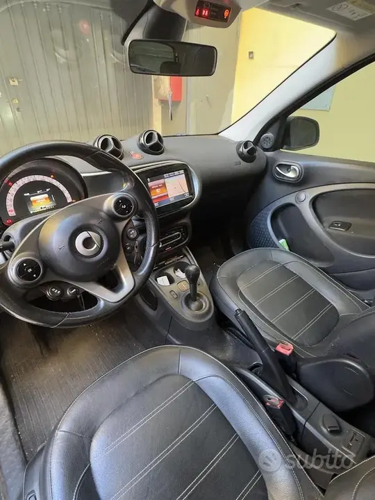 Smart Forfour 2017 photo 4