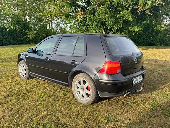 Volkswagen Golf 2001 photo 2