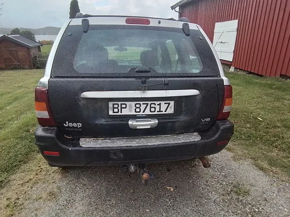 Jeep Grand Cherokee 2004 photo 4