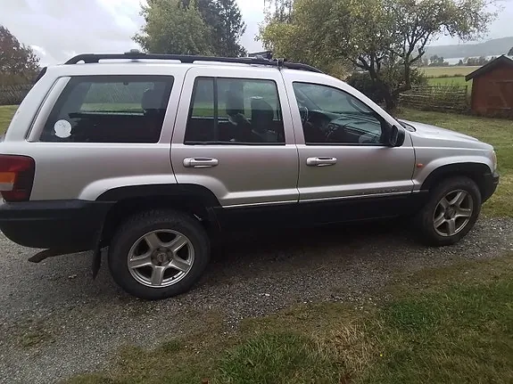 Jeep Grand Cherokee 2004 photo 3