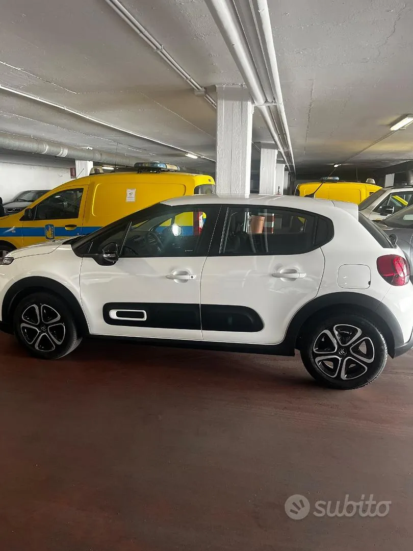 Citroen C3 2023 photo 2