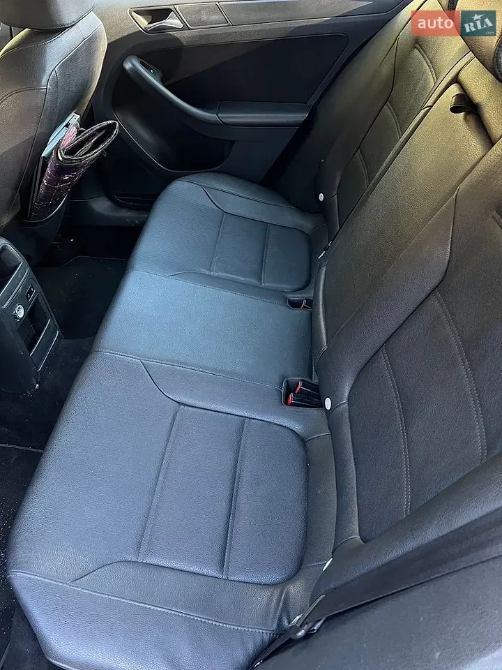 Volkswagen Jetta 2011 photo 4