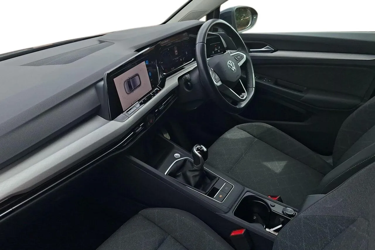 Volkswagen Golf 2024 photo 2
