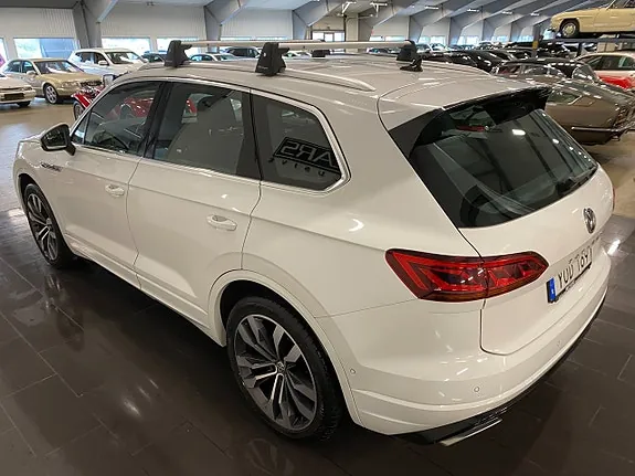 Volkswagen Touareg 2019 photo 5