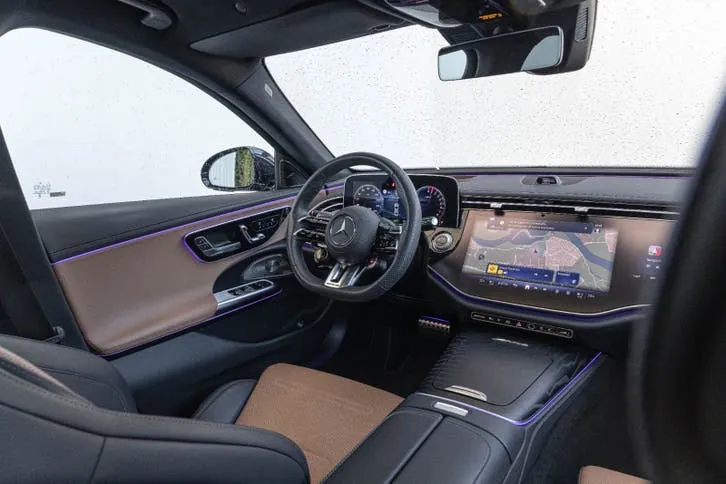 Mercedes-Benz Eklasse 2025 photo 2