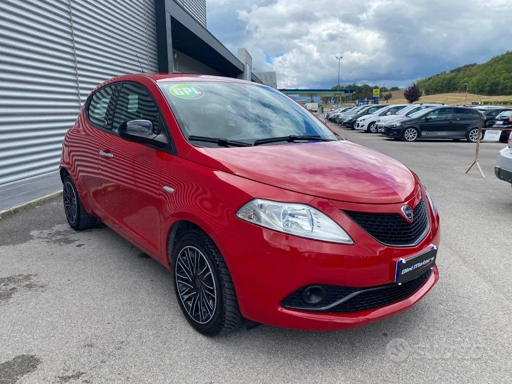 Lancia Ypsilon 2018 photo 3