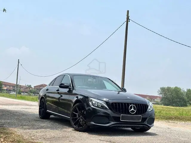 Mercedes-Benz C180