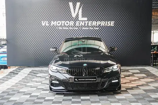 BMW 330I