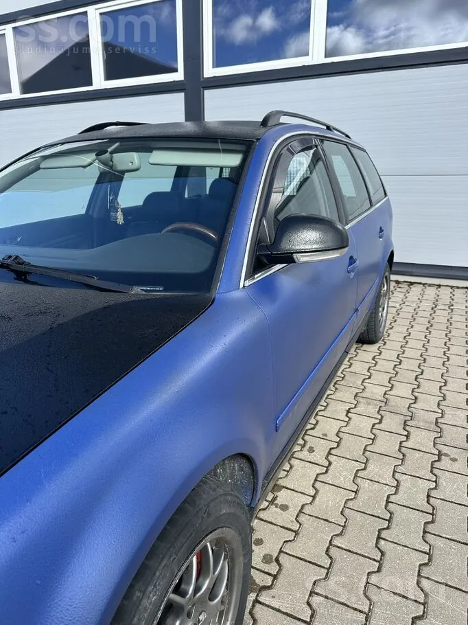 Volkswagen Passat 2004 photo 2