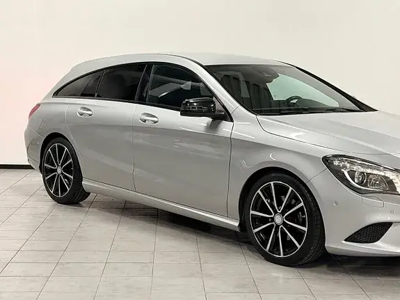 Mercedes-Benz Cla 200 2015 photo 2