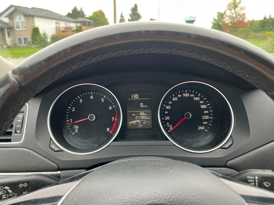 Volkswagen Jetta 2015 photo 4